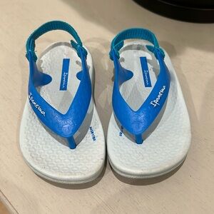 Toddler sandals size 7c